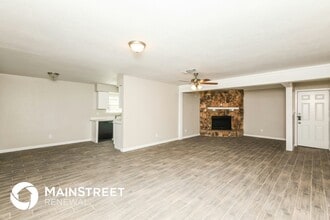 216 NE Craig St in Burleson, TX - Building Photo - Building Photo
