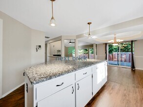 9235 3rd Ave SW in Seattle, WA - Building Photo - Building Photo