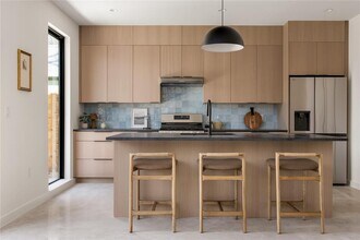 3412 Gonzales St in Austin, TX - Building Photo - Building Photo