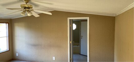 212 S Pine St in Mineral Springs, AR - Building Photo - Building Photo