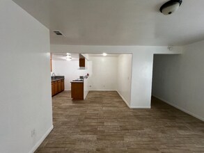 821 Karma Ct in Bakersfield, CA - Building Photo - Building Photo