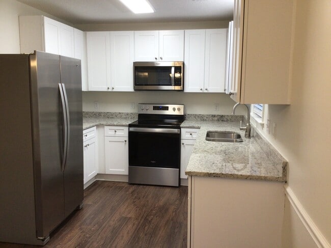 5410 Bridgegate Dr in Winston-Salem, NC - Building Photo - Building Photo