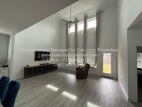 1524 Sunrise Gables Dr in Katy, TX - Foto de edificio - Building Photo