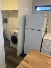 21001 Plummer St in Chatsworth, CA - Building Photo - Building Photo