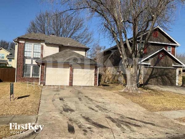 922 Ramblewood Dr in Lewisville, TX - Building Photo