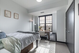 Marshall at Finn in St. Paul, MN - Building Photo - Interior Photo