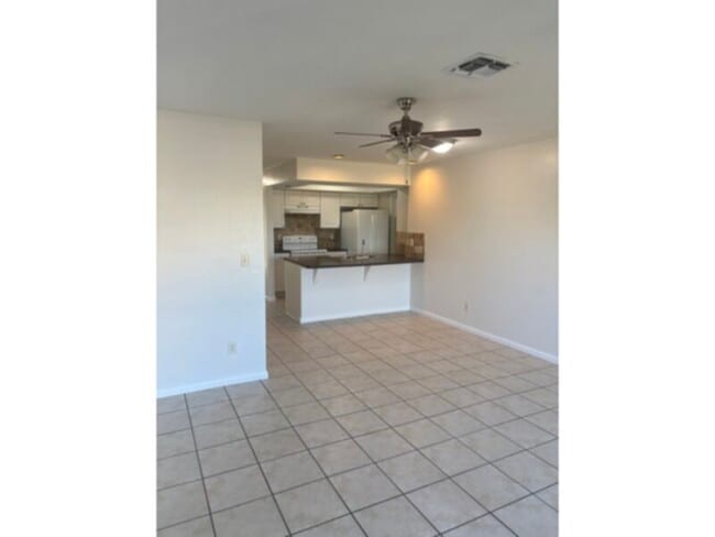 812 NE 8th St in Cape Coral, FL - Building Photo - Building Photo