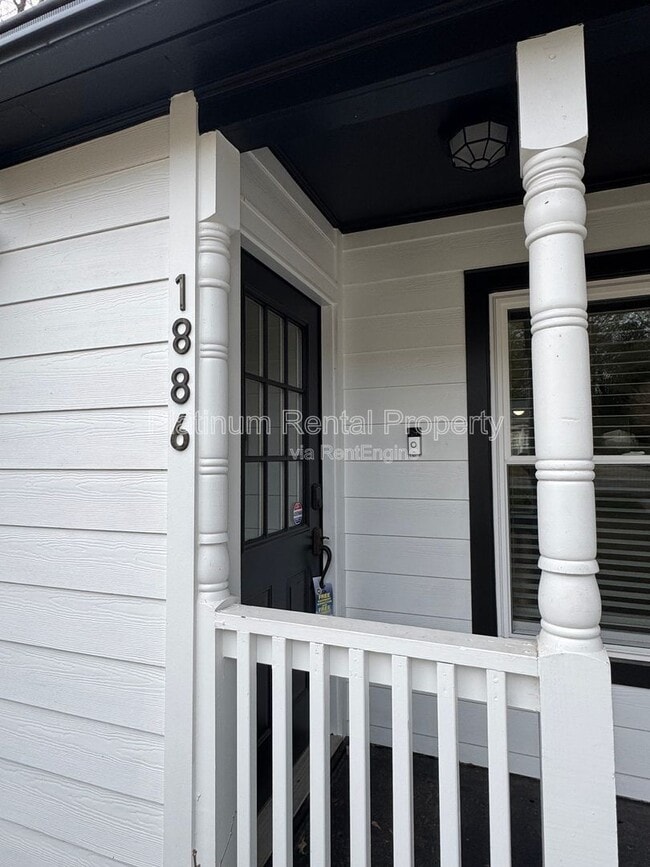 1886 Benson Ave SE in Smyrna, GA - Building Photo - Building Photo