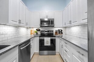 1106 Hyacinth Pl in Wellington, FL - Building Photo