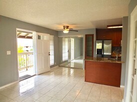 140 Uwapo Rd in Kihei, HI - Building Photo