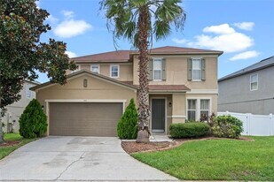 305 Roseling Crossing in Davenport, FL - Building Photo