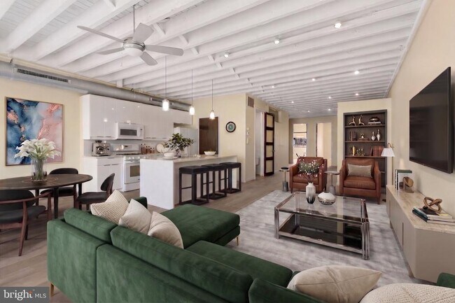 property at 2520 E Hagert St