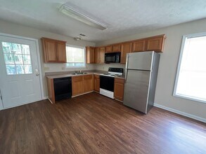 453-457 Taleeda Ct in Auburn, AL - Building Photo - Building Photo