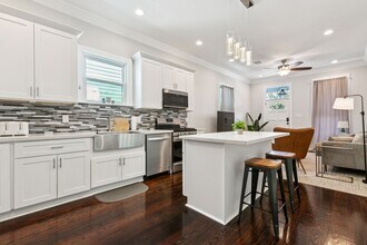 2104-2106 Marais St in New Orleans, LA - Building Photo - Building Photo