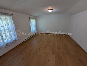 8807 Furnace Rd in Vermilion, OH - Building Photo - Building Photo