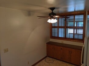 850-852 Truax Blvd in Eau Claire, WI - Building Photo - Building Photo