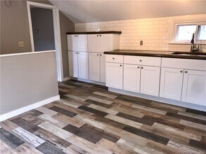 642 Mixville Rd in Cheshire, CT - Building Photo - Building Photo