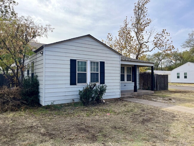 2723 36th St in Lubbock, TX - Building Photo - Building Photo