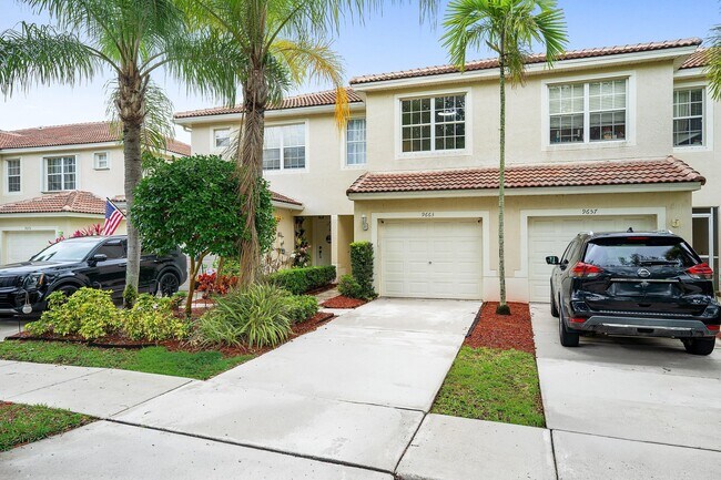 9663 Lago Dr in Boynton Beach, FL - Building Photo - Building Photo