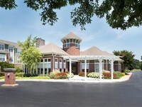 Building Photo - Madison Humphreys Center Apartments in Memphis, Tennessee