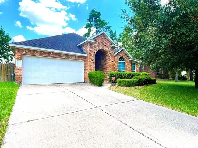 property at 1014 Spring Lakes Haven