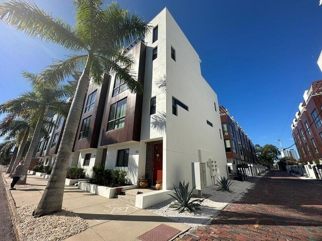 property at 136 8th St N