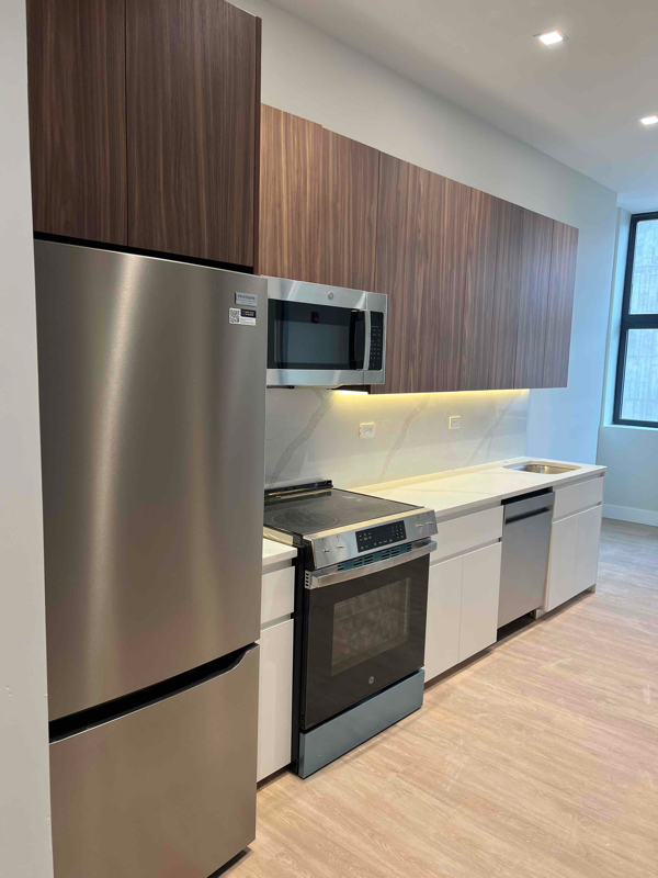 303 Washington St in Newark, NJ - Building Photo - Building Photo