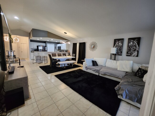 property at 19639 Villa Rosa Loop