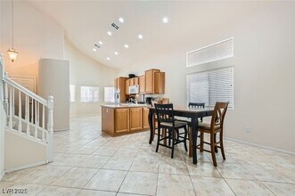 7856 Tolberts Mill Dr in Las Vegas, NV - Building Photo - Building Photo
