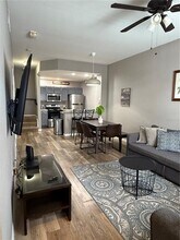 2280 San Vital Dr in Kissimmee, FL - Foto de edificio - Building Photo