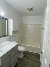 2110 E 3rd St in Greenville, NC - Building Photo - Building Photo
