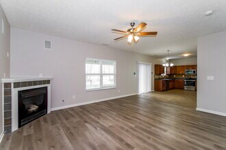 7529 Pipestone Dr in Indianapolis, IN - Building Photo - Building Photo