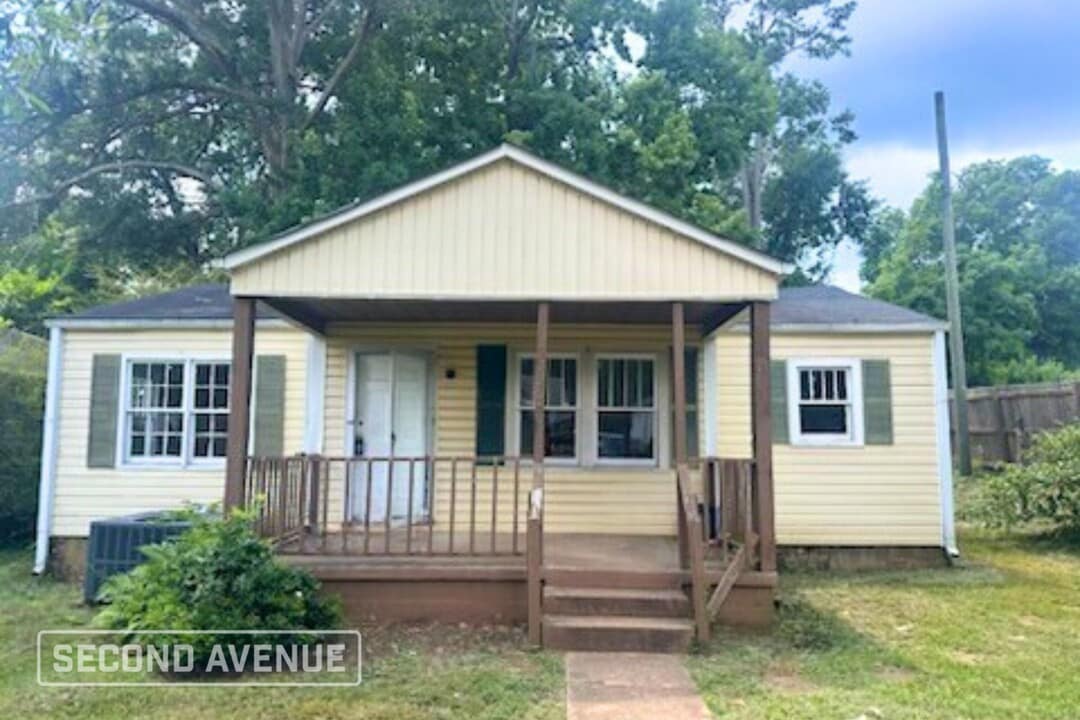 2726 19th St N in Bessemer, AL - Building Photo