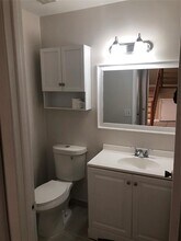 9957 W Daffodil Ln in Miramar, FL - Building Photo - Building Photo