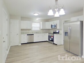 9622 W Quarter Moon Dr in Pendleton, IN - Building Photo - Building Photo