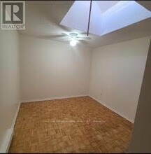 5128A Dundas St W in Toronto, ON - Building Photo - Building Photo