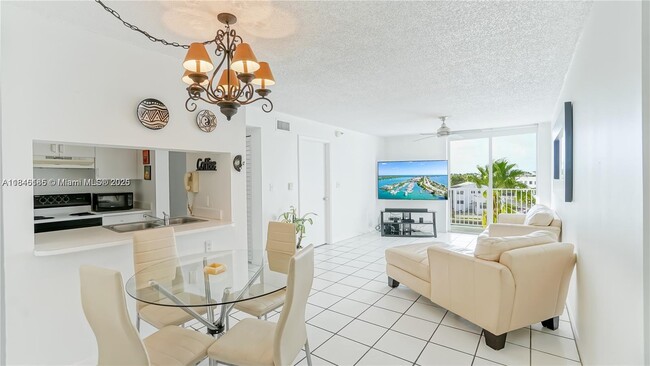 80 S Shore Dr in Miami Beach, FL - Building Photo - Building Photo
