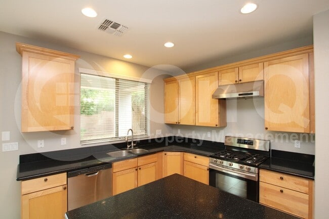 19134 E Lark Dr in Queen Creek, AZ - Building Photo - Building Photo