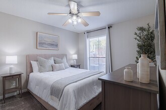 Sandshell at Fossil Creek in Fort Worth, TX - Foto de edificio - Building Photo