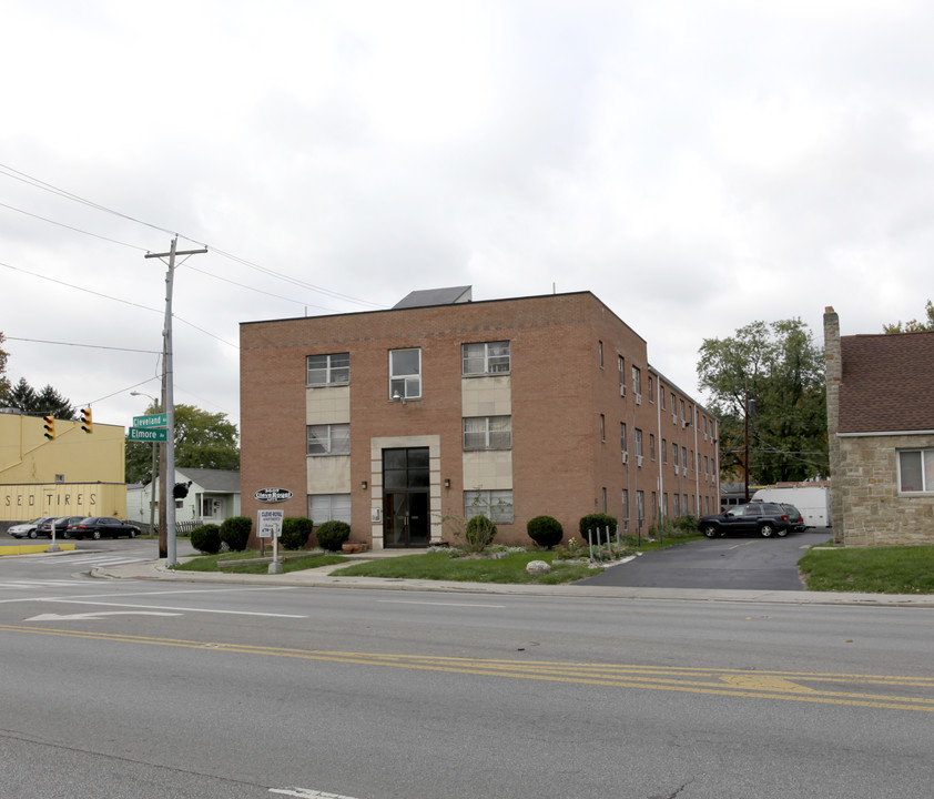 Cleve-Royal Apartments in Columbus, OH - Building Photo