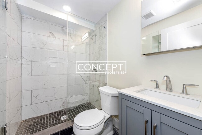 68 Stanley Ave in Medford, MA - Foto de edificio - Building Photo