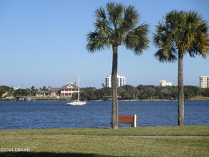 721 S Beach St in Daytona Beach, FL - Building Photo - Building Photo