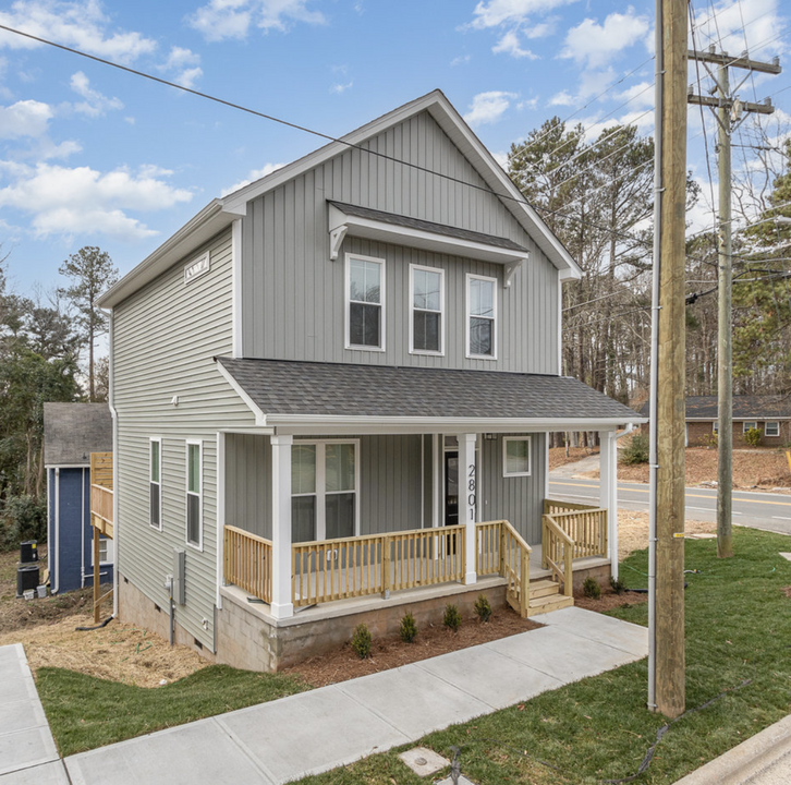 2801 S Roxboro St in Durham, NC - Building Photo