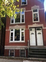 2245 W Shakespeare Ave, Unit 2R in Chicago, IL - Building Photo