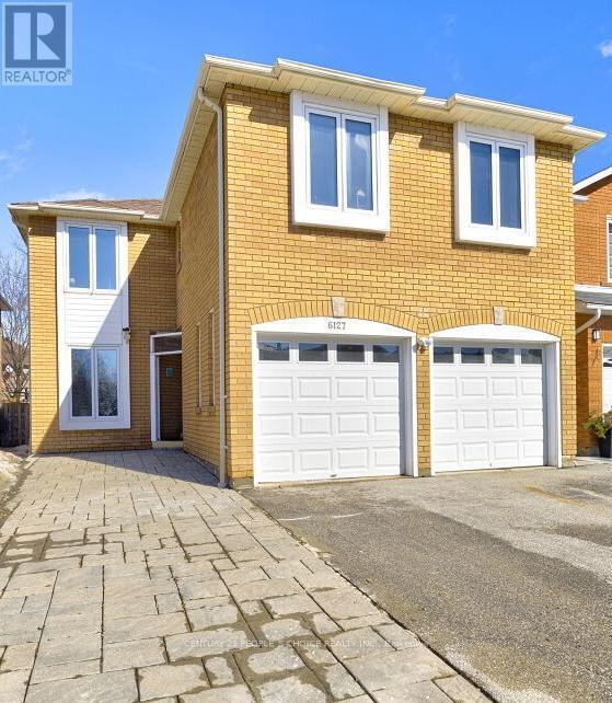 6127 Silken Laumann Way in Mississauga, ON - Building Photo - Building Photo
