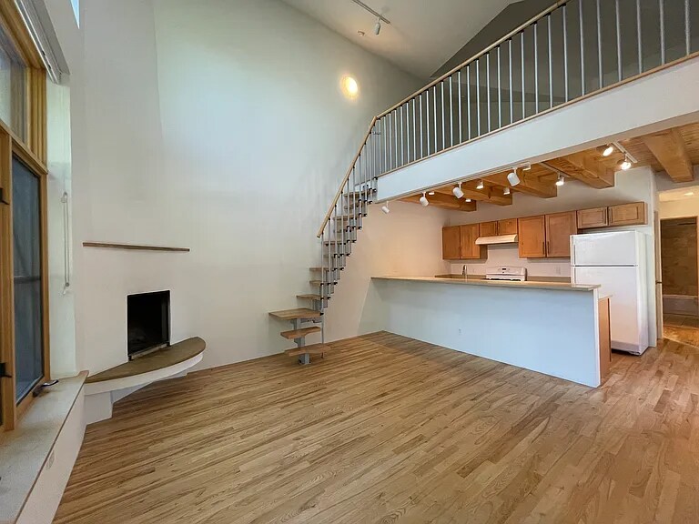 208 Fiesta St in Santa Fe, NM - Building Photo
