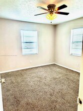 1724 W Chestnut St in Tampa, FL - Building Photo - Building Photo