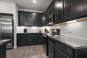7005 McGregor Lp in Killeen, TX - Building Photo - Building Photo