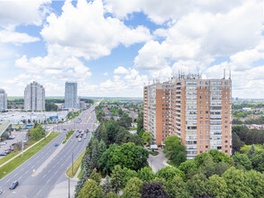 Forest Hills North in Vaughan, ON - Building Photo - Building Photo