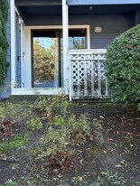 136 Sea Crest Cir in Vallejo, CA - Building Photo